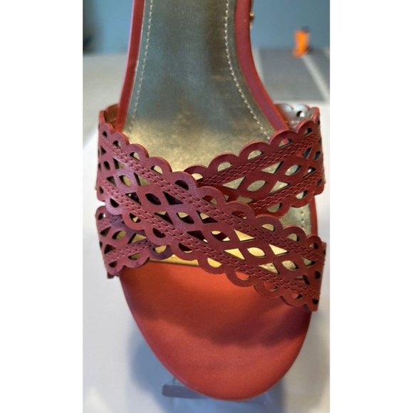 Women's Ivanka Trump Aubrie Size 10 M Pink Leather Wedge Sandals Adjustable - Picture 2 of 10